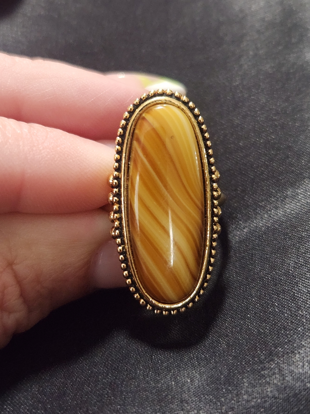 Avon Shimmering Sands Oval Honey Stripe Ring